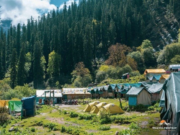 kheerganga Hikes Camps (1)